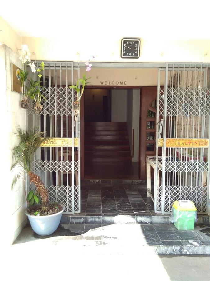 Halpin Hotel Yangon Luaran gambar