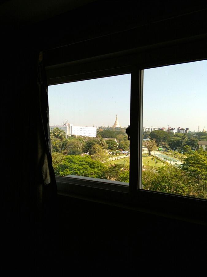 Halpin Hotel Yangon Luaran gambar
