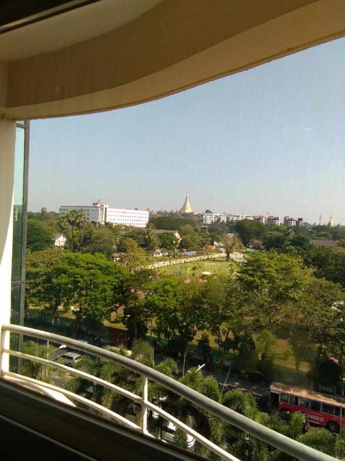 Halpin Hotel Yangon Luaran gambar